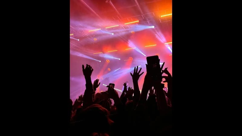 ?Танылу мөһимме, яисә финанс тотрыклылыкмы?

Җырчыларның фикерен белдек ☺️

Җырчылар белән эксклюзив