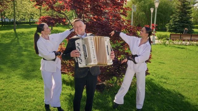 Булат Шарипов-Дәртле татар көйләренә тезмә